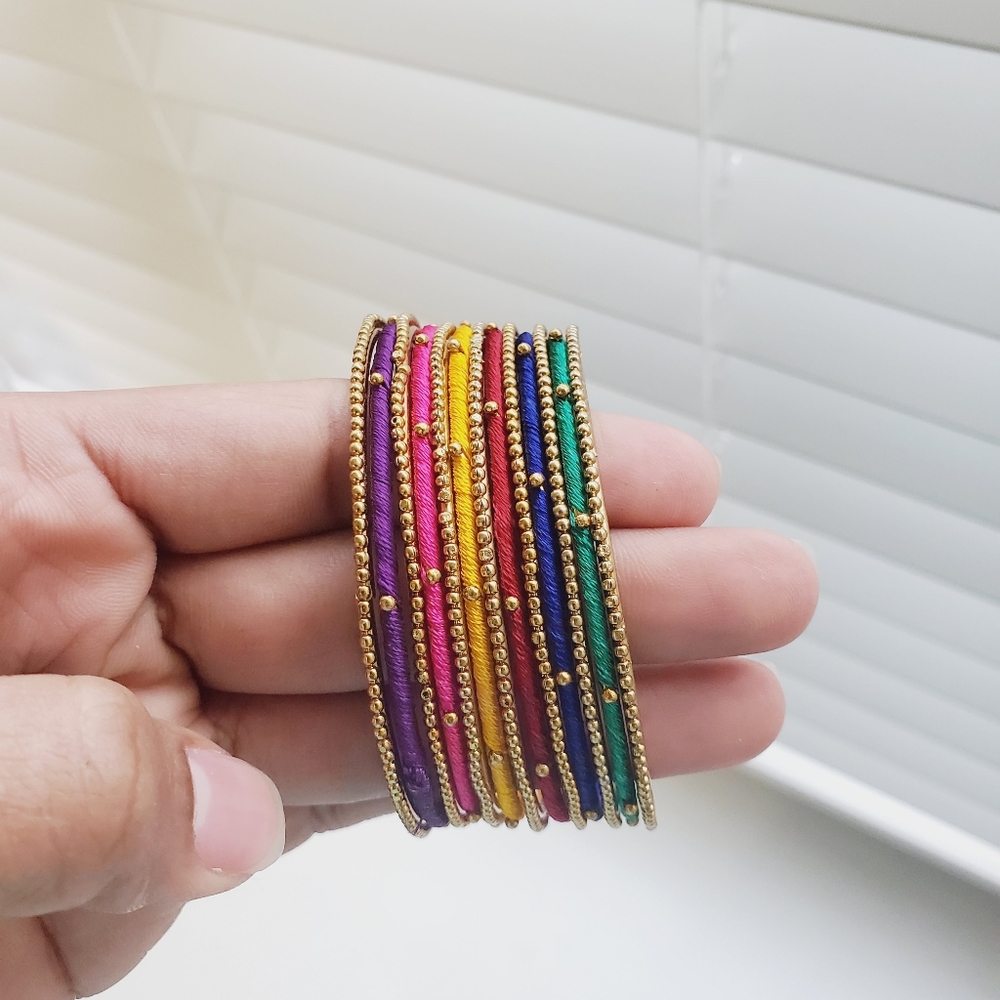 Hand-made Threaded Bangles - Picture 4 of 4